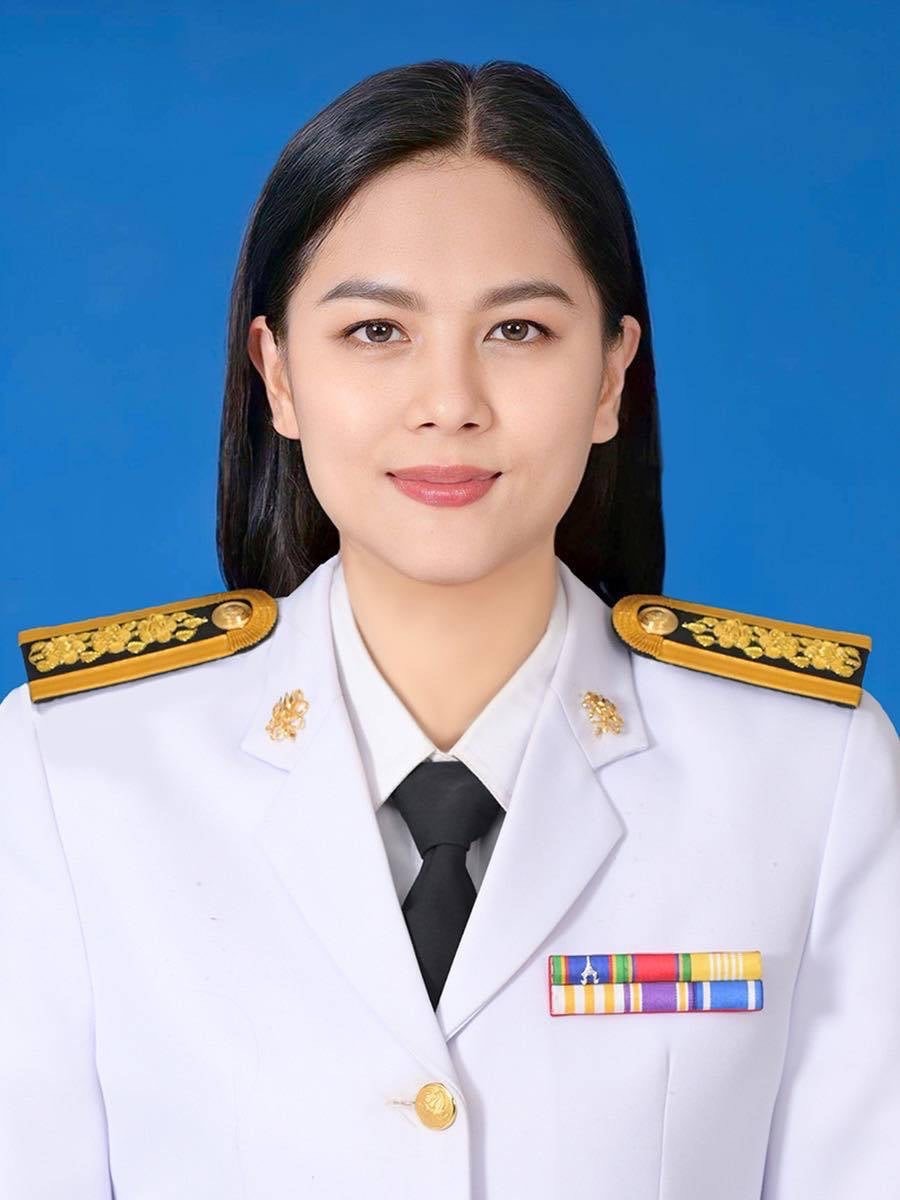นางอุไรวรรณ ชลวิจิตร